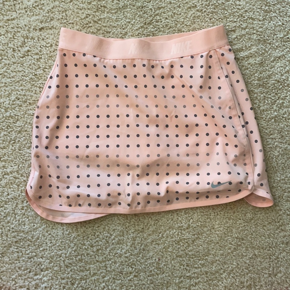 nike skirt. medium. pink